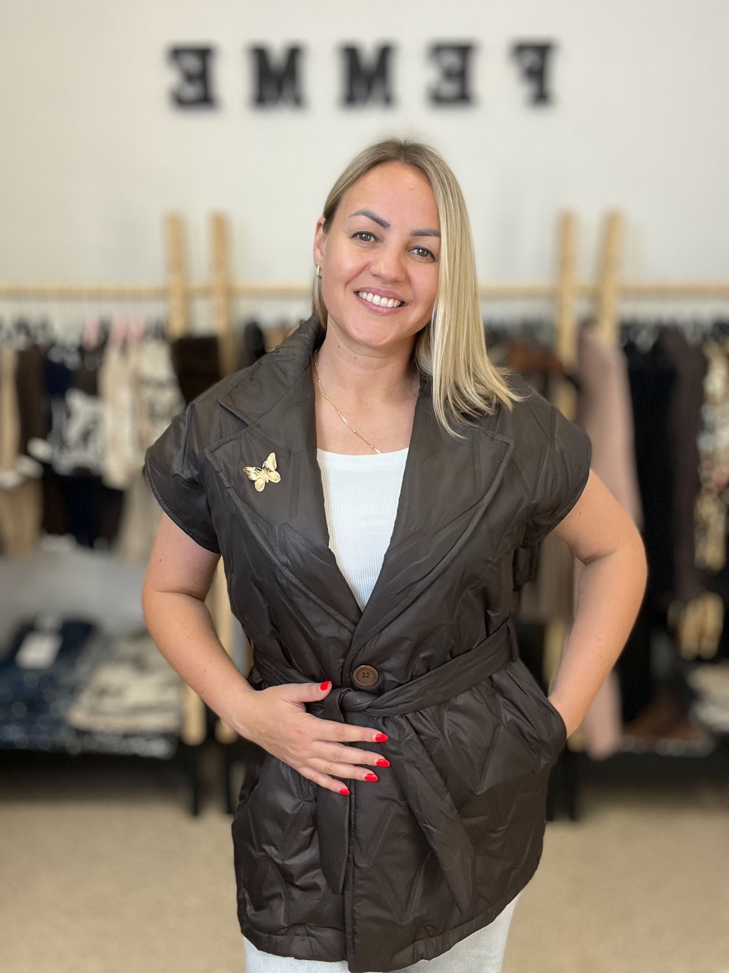 Šokolàdea kràsà veste