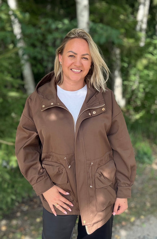 Jacket in brown tone