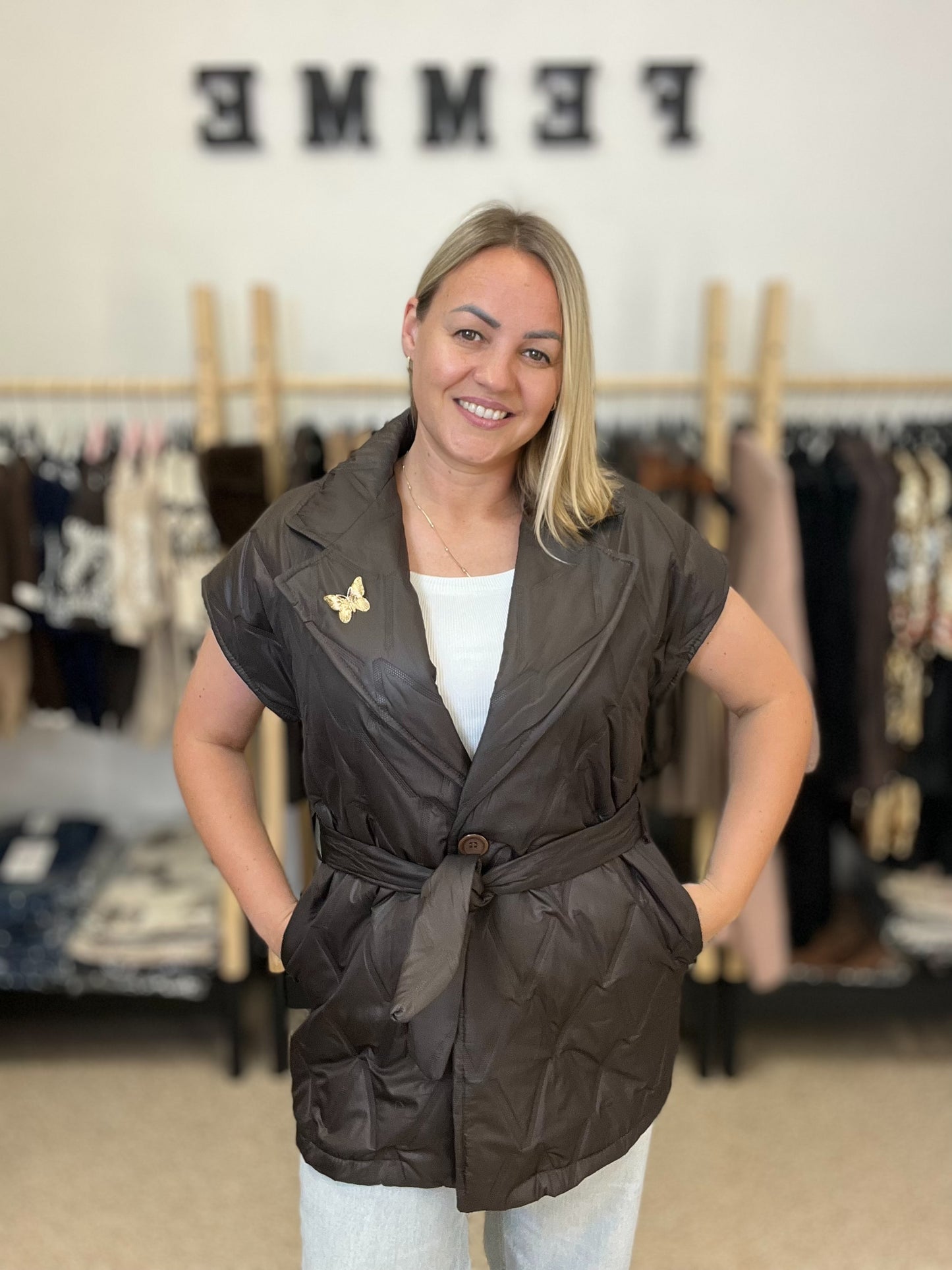 Šokolàdea kràsà veste