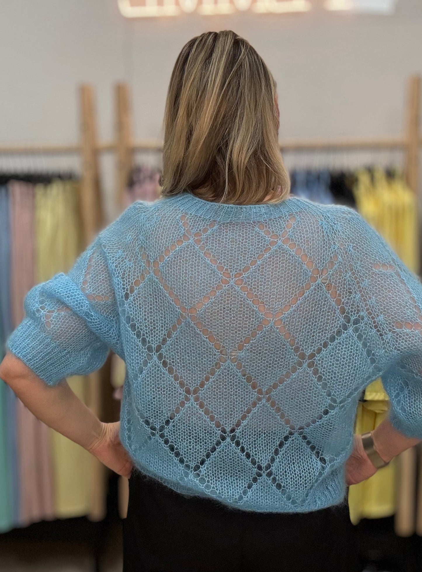 Kid mohēras džemperis zilā tonī