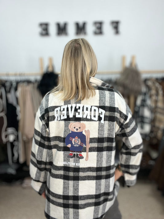 Rūtains krekls , melnos toņos 