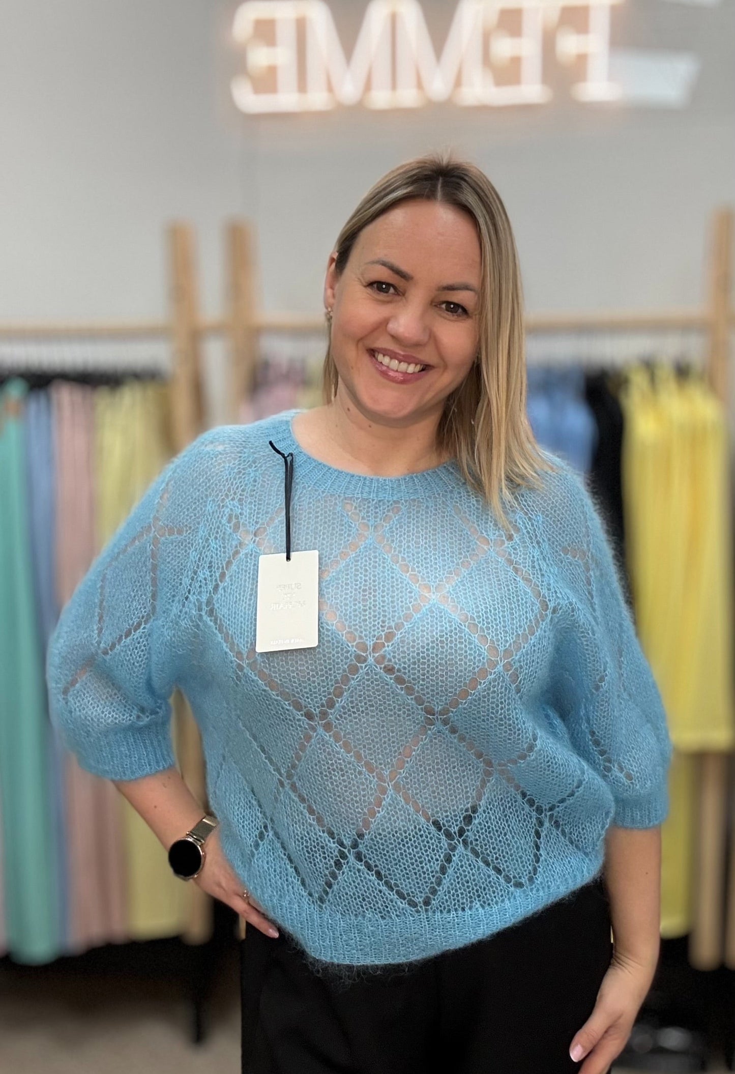 Kid mohēras džemperis zilā tonī