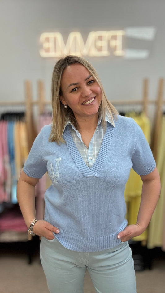 Adīts džemperītis zilā krāsā 