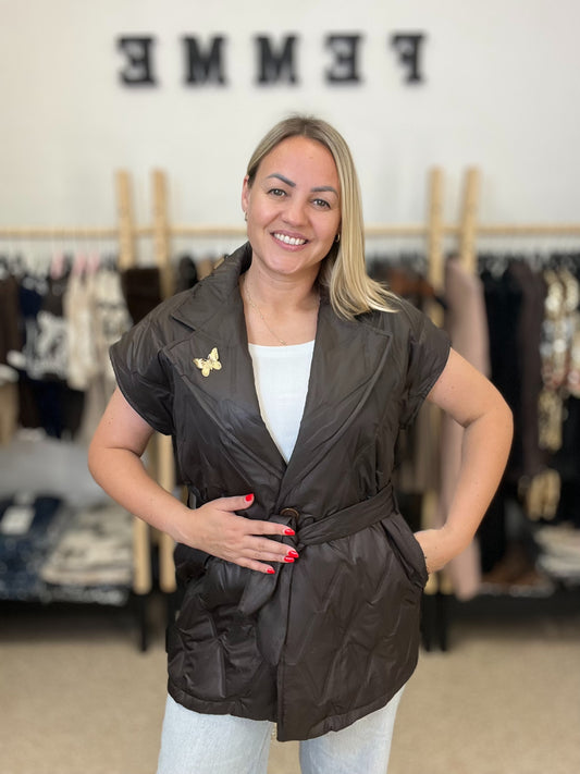 Šokolàdea kràsà veste 